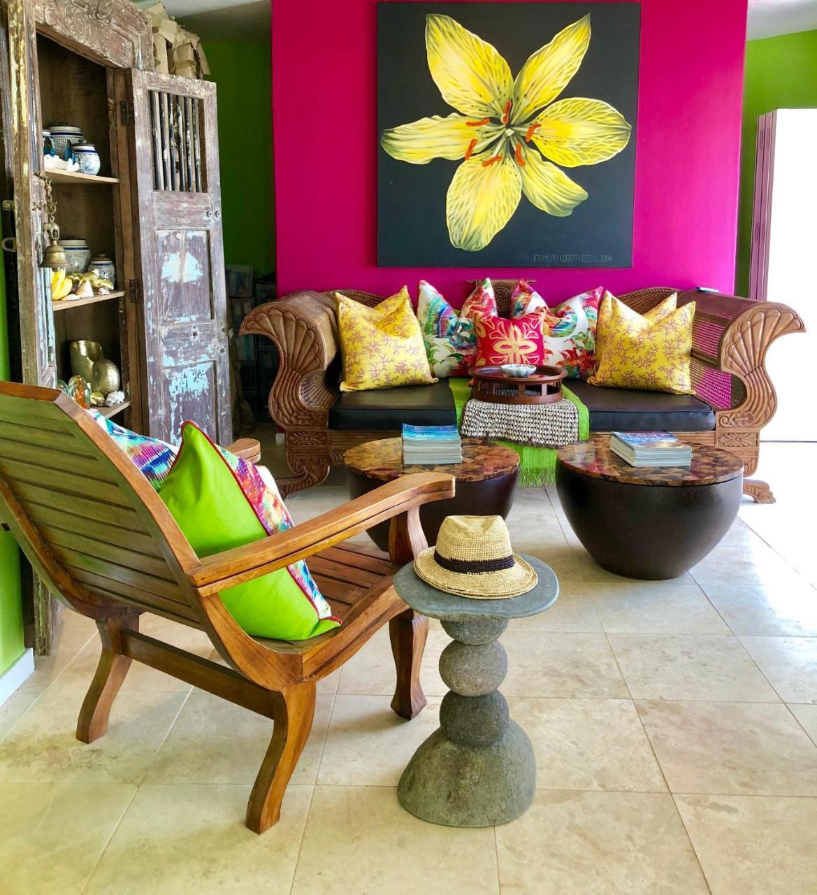 Nakai Beach Homestay Trafalgar Экстерьер фото